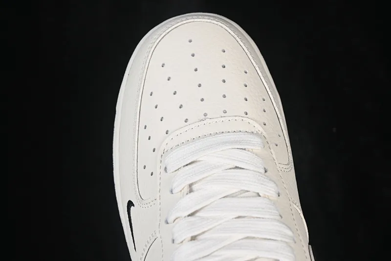 All Categories Nk Air Force 1 Air Force Series Nk Air Force 1 Low Air Force Low Nike Air Force 1'07 Low Beige White Black Contrast Color Air Force One Low Casual Sneakers DW8806-001
